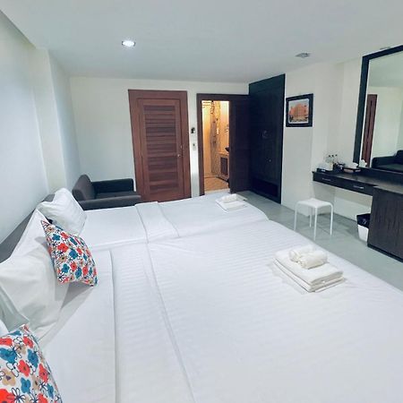 De Nawarat Chiangmai Boutique Apartment Чиангмай Экстерьер фото